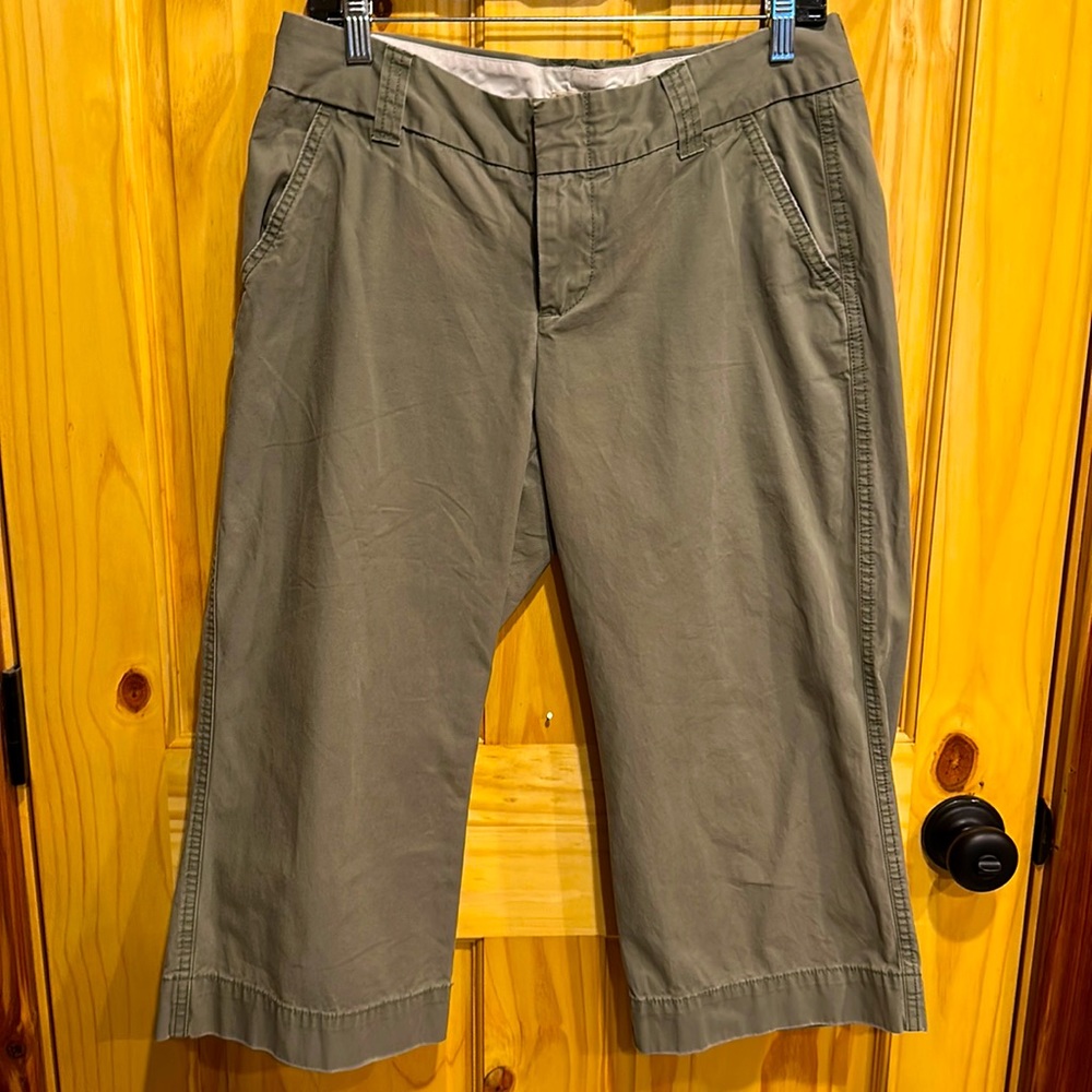 GAP capri size 10